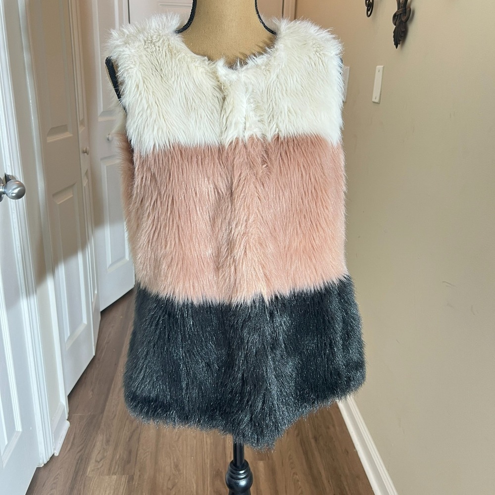 Marc New‎ York Faux Fur Color Block Vest Cream Blush Black Sleeveless Women's M